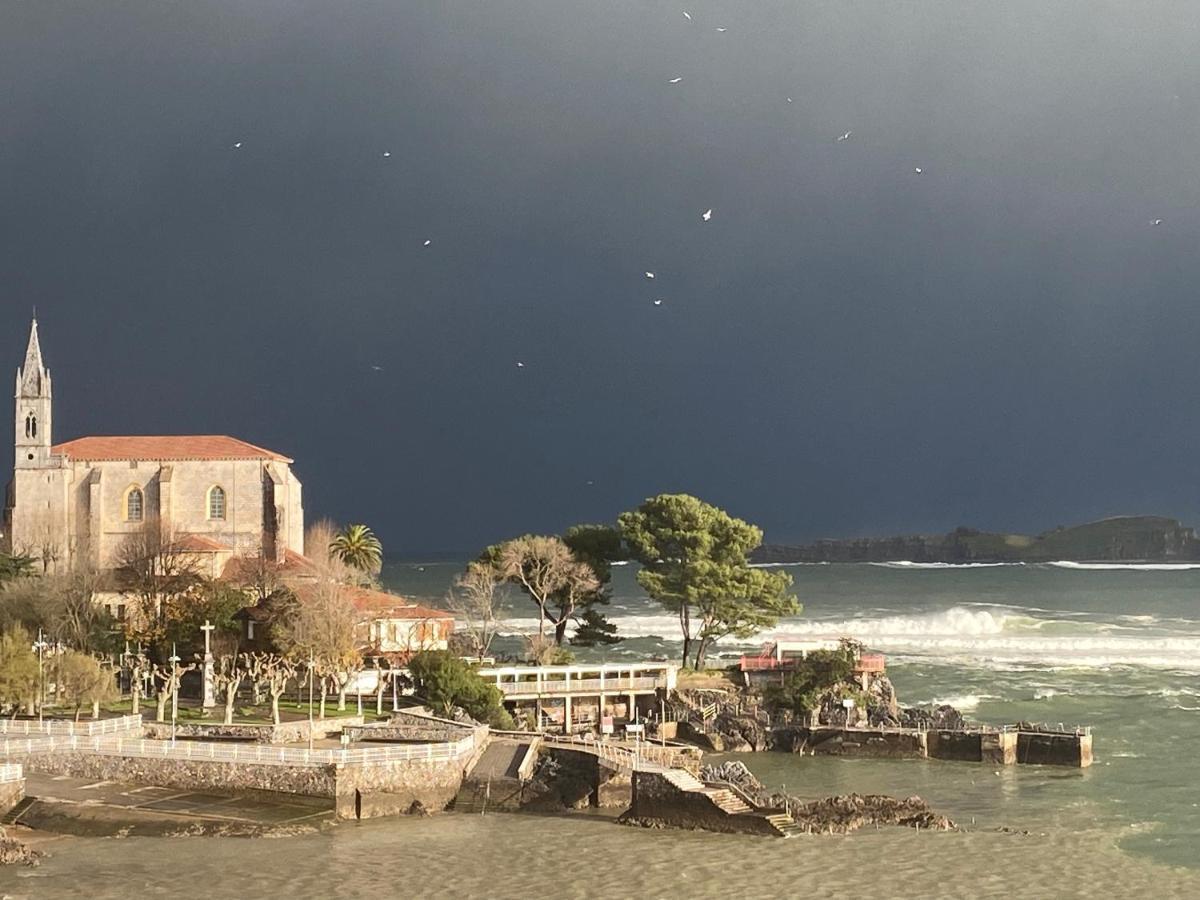 Mundaka Beachfront House Exterior photo