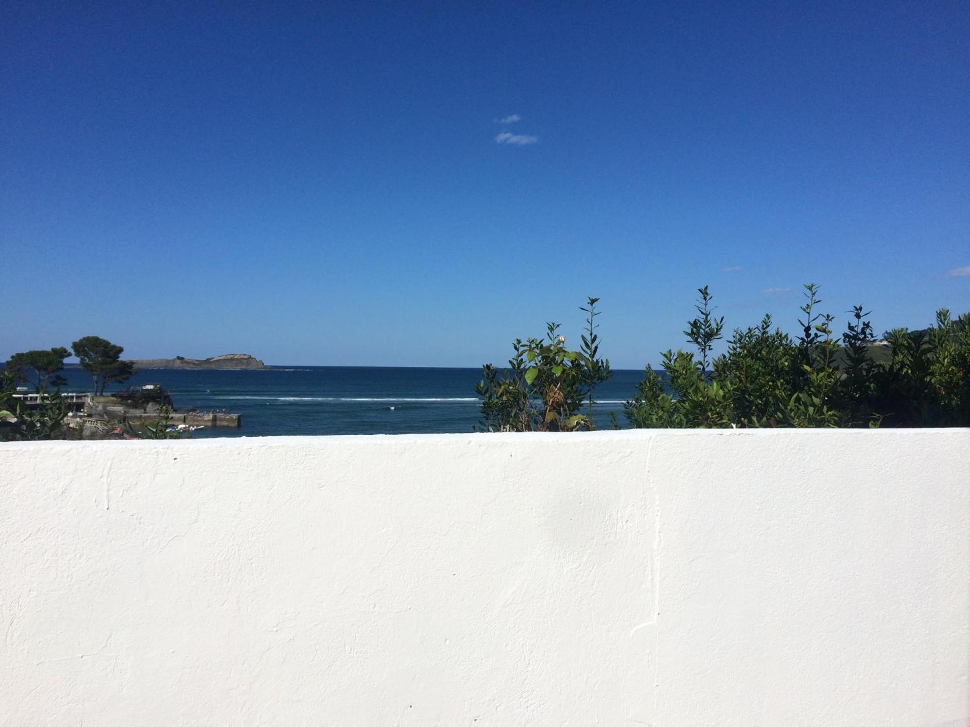 Mundaka Beachfront House Exterior photo